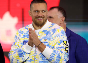 Усик назвал самого сложного соперника в карьере — Спорт ):Бокс