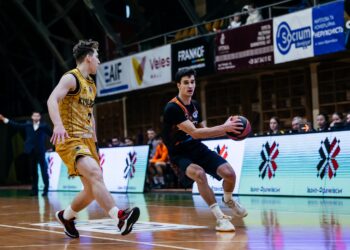 Відео хайлайтів MVP десятого тижня Суперліги Favbet Лєва Кошеватського — Федерація баскетболу України