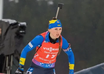 Украина стала восьмой в женской эстафете на чемпионате Европы | Биатлон |