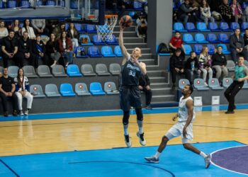 Дніпро переміг Запоріжжя в матчі Суперліги Favbet — Федерація баскетболу України