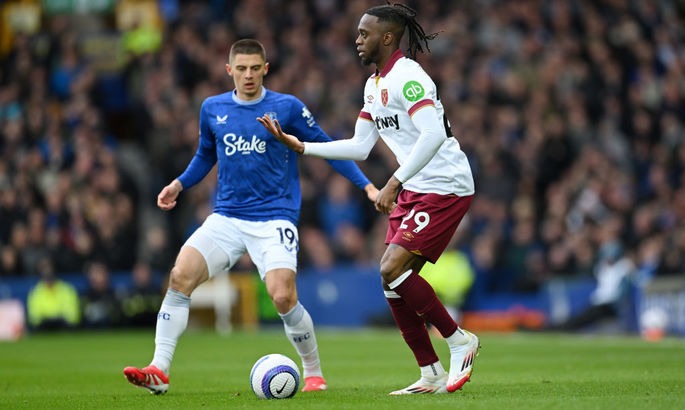 «Эвертон» с Миколенко на последних минутах вырвал ничью