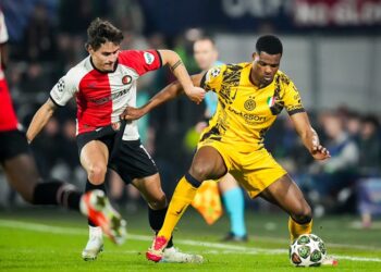 «Интер» и без реализованного пенальти выиграл у «Фейеноорда» в первом матче 1/8 финала Лиги чемпионов