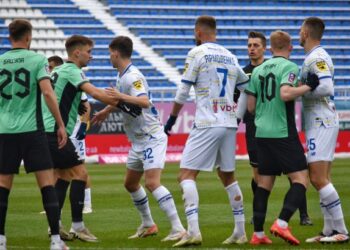 Киевское «Динамо» оступилось в матче с «Ворсклой» в 19 туре УПЛ