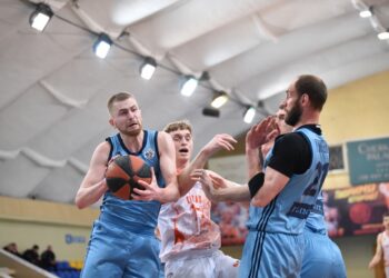 Кривбас вчетверте поступився Дніпру: фотогалерея — Федерація баскетболу України