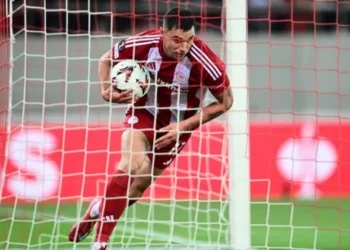 «Олимпиакос» с дублем от Романа Яремчука вылетел из Лиги Европы