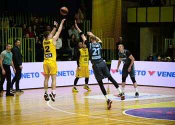 Плейоф Суперліги Favbet розпочнеться 1 квітня — Федерація баскетболу України