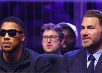 Промоутер назвал пять кандидатов на бой с Джошуа и озвучил главного фаворита — Спорт ):Бокс