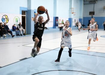 ВЮБЛ серед юнаків 2013 років: іграми в Ужгороді завершився третій етап — Федерація баскетболу України