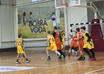 ВЮБЛ серед юнаків 2013 року: у Тернополі пройшли ігри за 9-16 місця — Федерація баскетболу України