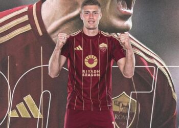 Артема Довбика признали лучшим игроком месяца в Серии А по итогам марта