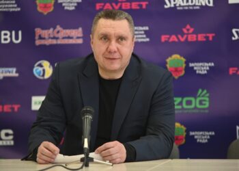 БК Запоріжжя розібрався з експериментальним складом Рівного: відео коментарів — Федерація баскетболу України