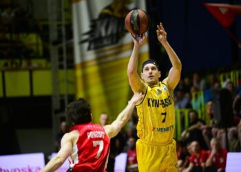 Час битви за медалі: розклад вирішальних матчів Суперліги Favbet — Федерація баскетболу України