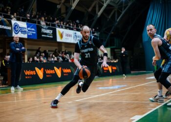 Дніпро впевнено переміг Говерлу та повів у серії плейоф Суперліги Favbet — Федерація баскетболу України