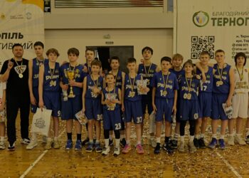 Дніпровська СДЮСШОР-5 захистила звання чемпіона України ВЮБЛ серед юнаків 2012 року — Федерація баскетболу України