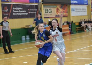 Франківськ-ПНУ став першим фіналістом жіночої Вищої ліги: фотогалерея матчу з Інваспортом — Федерація баскетболу України