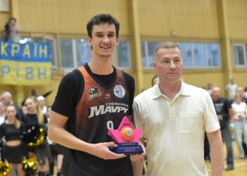 Лєв Кошеватський — найкращий гравець захисного плану Суперліги Favbet — Федерація баскетболу України