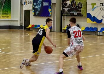 Нікіта Стаматі оформив трипл-дабл у Фіналі шести ВЮБЛ серед юнаків 2010 року — Федерація баскетболу України