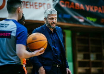 Олександр Ворона полишив посаду головного тренера Кривбаса — Федерація баскетболу України