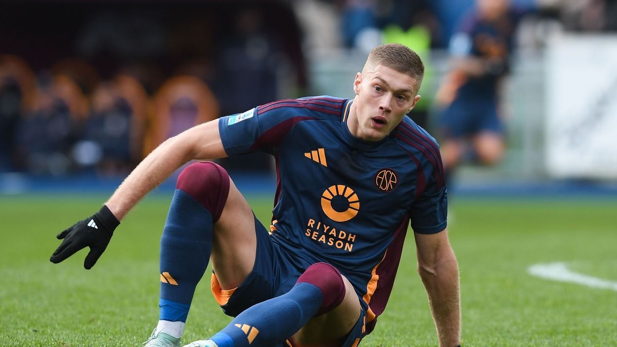 «Рома» готова летом продать Артема Довбика