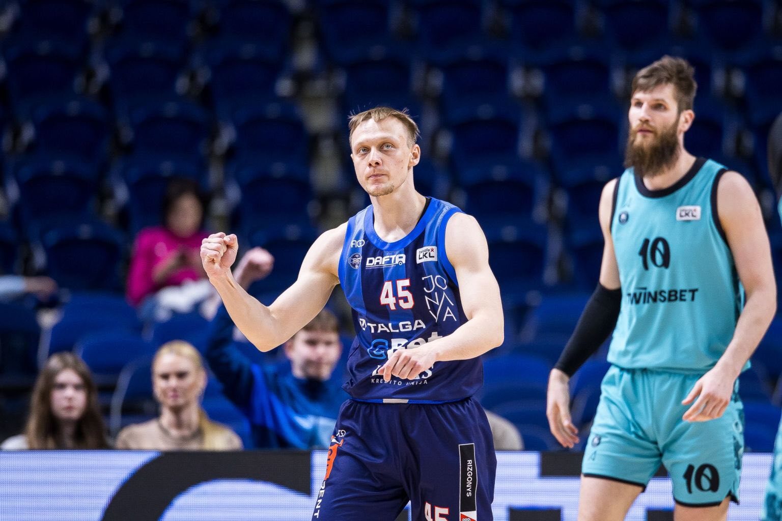 Українці за кордоном: Близнюк та Зотов вийшли до півфіналу чемпіонату Литви