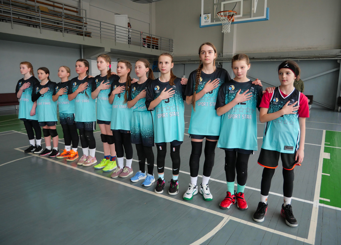 ВЮБЛ серед дівчат 2013 року: відбулись чвертьфінальні матчі