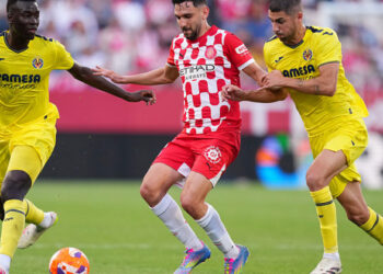 «Жирона» проиграла «Вильярреалу», упустив важные турнирные баллы в Ла Лиге