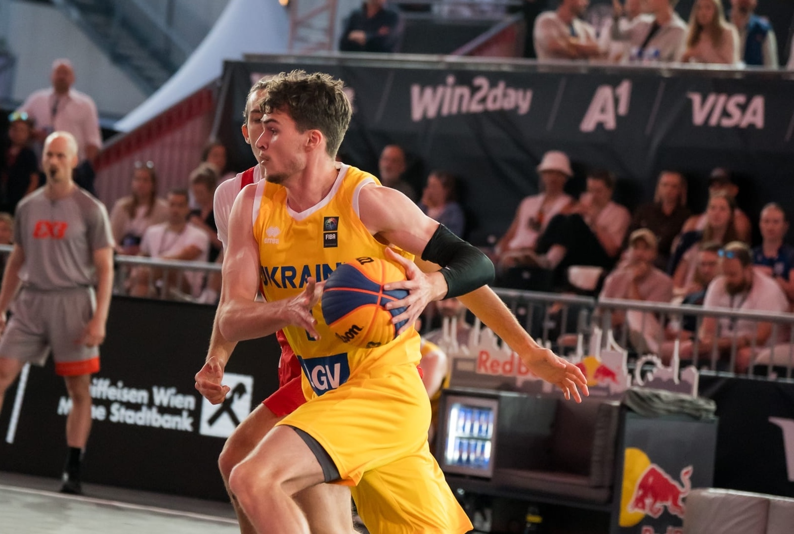 Ліга націй 3х3: чоловіча збірна України впевнено перемогла господарів