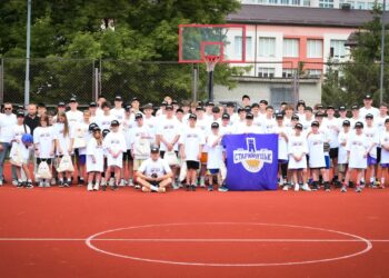Обʼєднані баскетболом: в Луцьку проходить Staryi Lutsk-Universytet Camp-2025 — Федерація баскетболу України