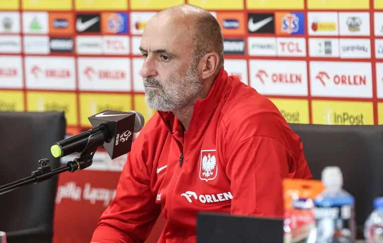 Триумф Левандовски. Михал Пробеж уволился с поста главного тренера сборной Польши