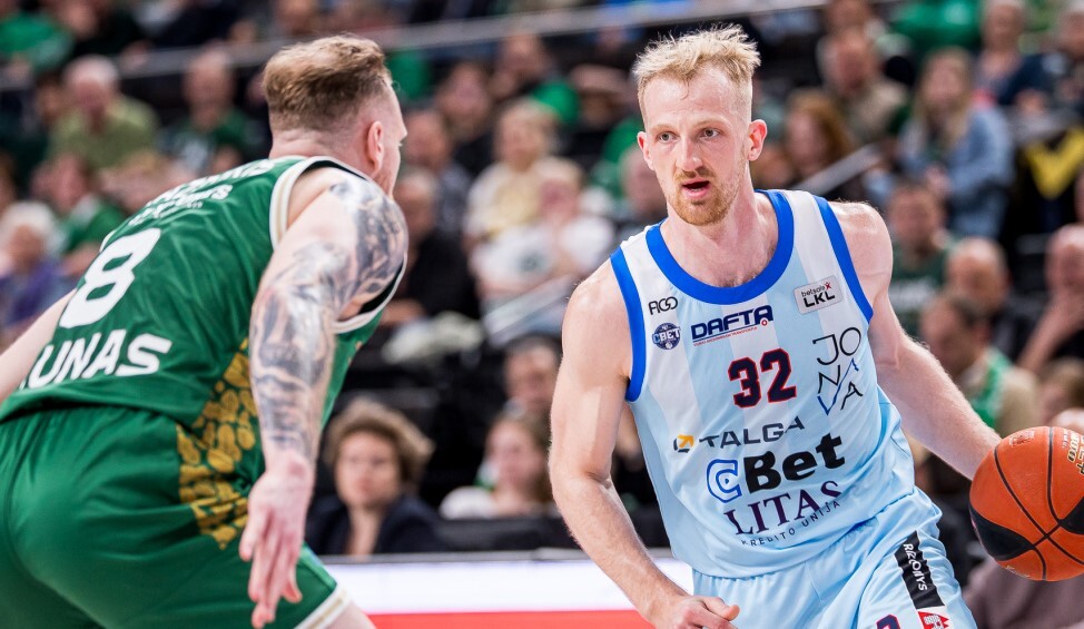 Українці за кордоном: Близнюк набрав 12 очок проти Жальгіріса