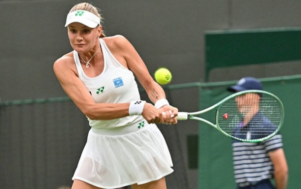 Ястремская преодолевает три сета второго круга Уимблдона в матче с нейтрой