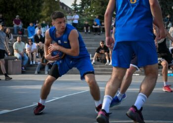 Юнацька збірна України здобула першу перемогу на ЄЮОФ-2025 — Федерація баскетболу України