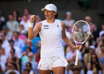 Свентек дошла до финала Уимблдона: ей покорились все покрытия — Теніс