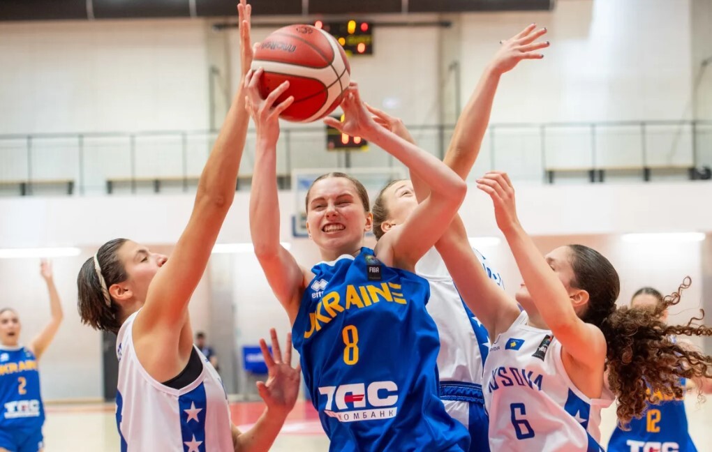 Україна — Азербайджан: відеотрансляція матчу жіночого чемпіонату Європи U-18