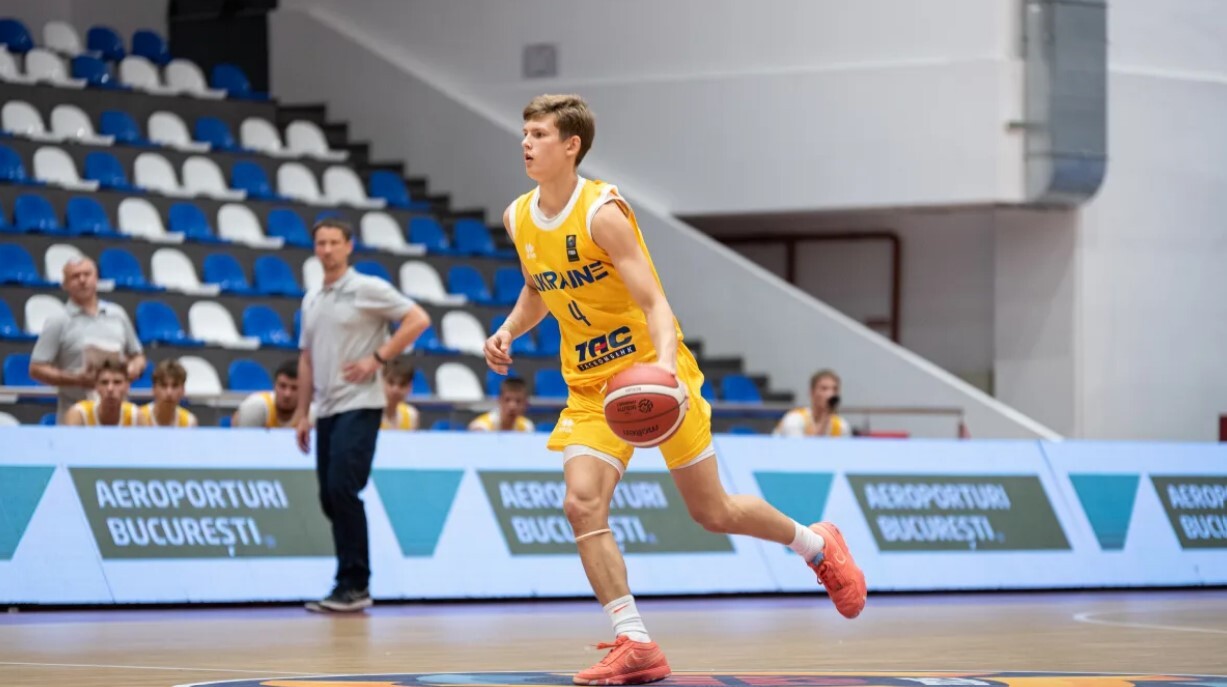 Україна — Румунія: відеотрансляція матчу чоловічого чемпіонату Європи U-18