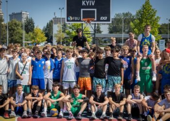 В Києві стартував етап чемпіонату України 3х3 серед юнацьких та кадетських команд: фотогалерея — Федерація баскетболу України