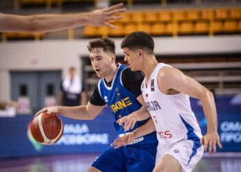 Збірна України зіграє проти Чехії в матчі за 9-16 місця чемпіонату Європи U-20 — Федерація баскетболу України