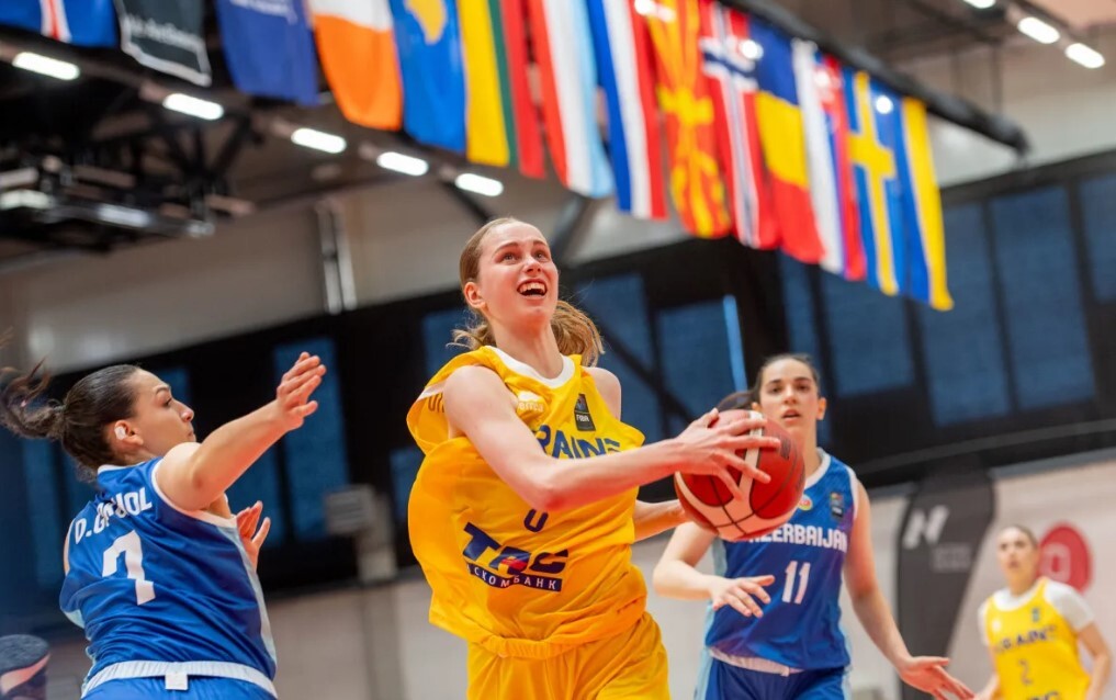 Жіноча збірна U-18 перемогла Азербайджан на чемпіонаті Європи