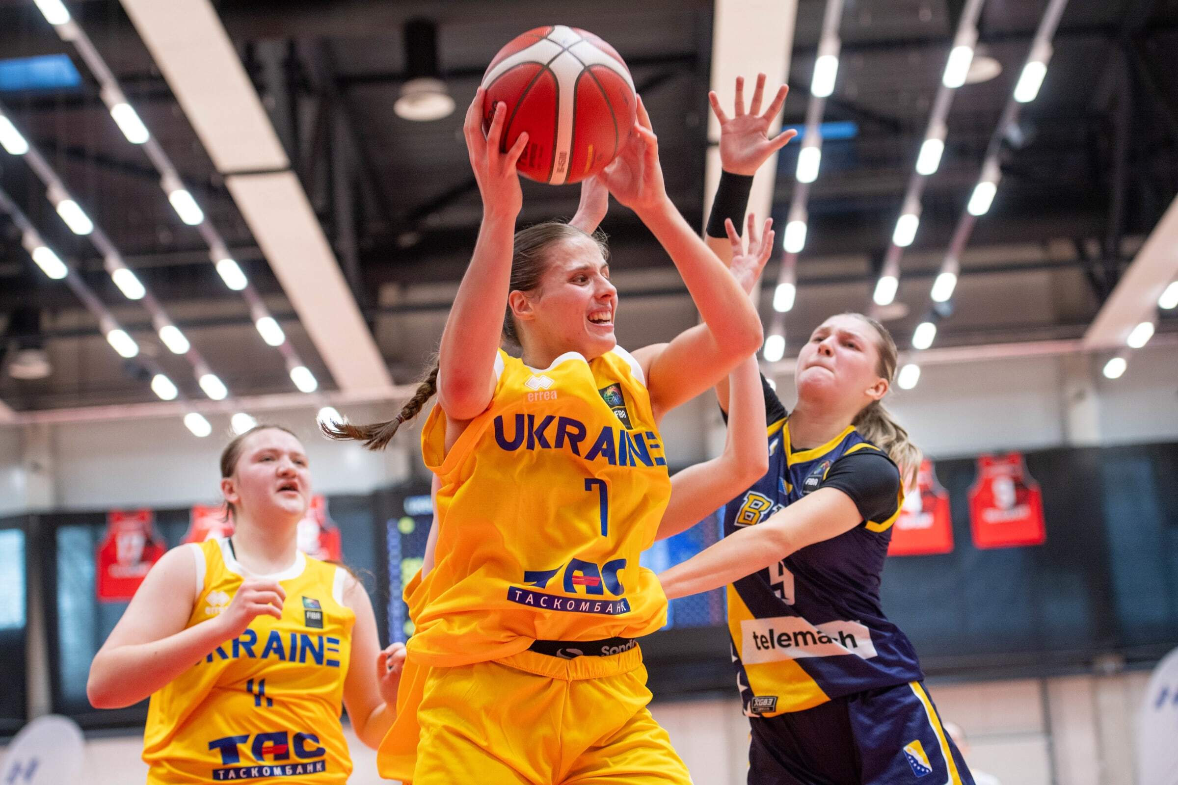 Жіноча збірна України перемогла Боснію і Герцеговину на чемпіонаті Європи U-18