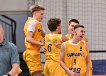 Чоловіча збірна України U-16 вийшла в чвертьфінал чемпіонату Європи — Федерація баскетболу України