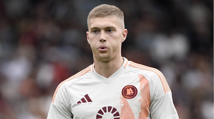 Довбик заинтересовал клуб из АПЛ, за который играет другой украинец