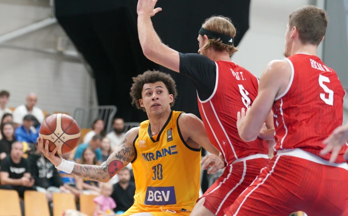 Іссуф Санон піднявся до топ-5 кращих асистентів в історії збірної України