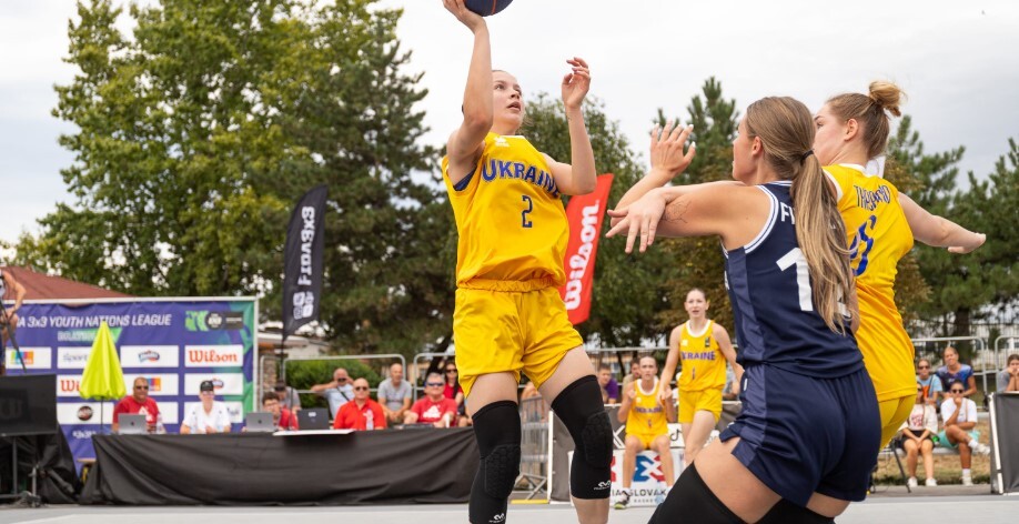 Ліга націй 3х3: жіноча збірна U-21 в овертаймі поступилась у фіналі стопу