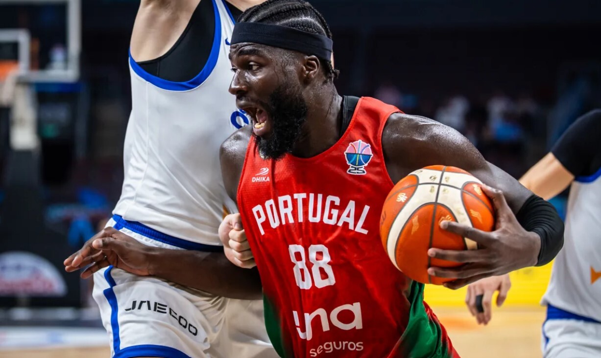 Євробаскет-2025: перемога Туреччини, рекорд Литви, Португалія виграла на ЧЄ вперше за 18 років
