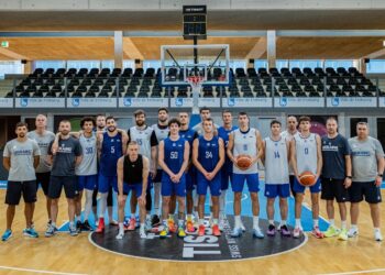 Збірна України прибула до Швейцарії, де зіграє перший матч пре-кваліфікації ЧС-2027: фотогалерея тренування — Федерація баскетболу України
