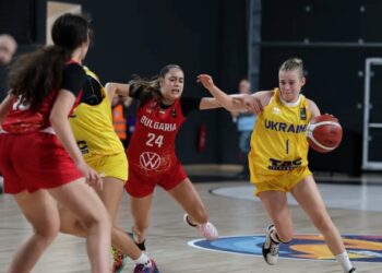 Жіноча кадетська збірна програла стартовий матч чемпіонату Європи U-16 — Федерація баскетболу України
