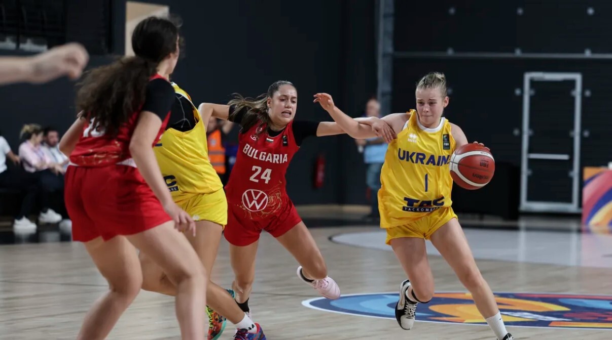 Жіноча кадетська збірна програла стартовий матч чемпіонату Європи U-16