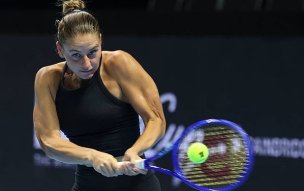 Костюк вышла в полуфинал Кубка Билли Джин Кинг, легко одолев испанку — Теніс