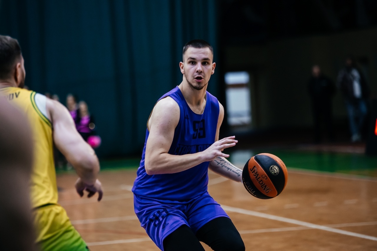 Старий Луцьк в контрольному матчі здолав Київ-Баскет — Федерація баскетболу України