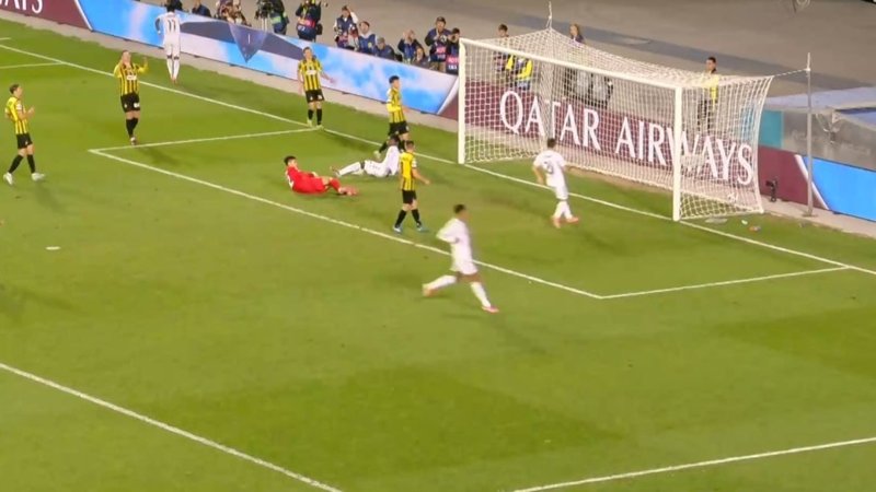 Хет-трик Мбаппе. Мадридский «Реал» разгромил казахстанский «Кайрат» в Лиге чемпионов